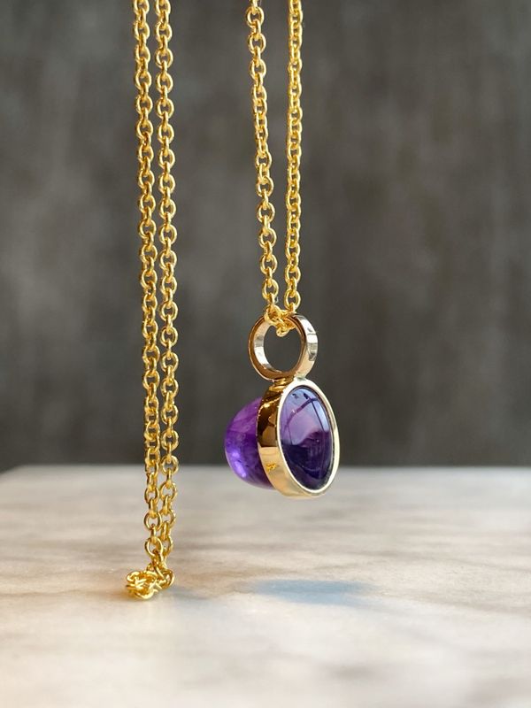 Ametyst cabochon