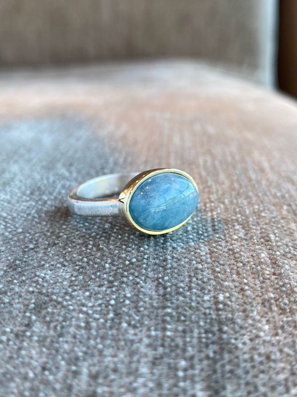 Akvamarin cabochon